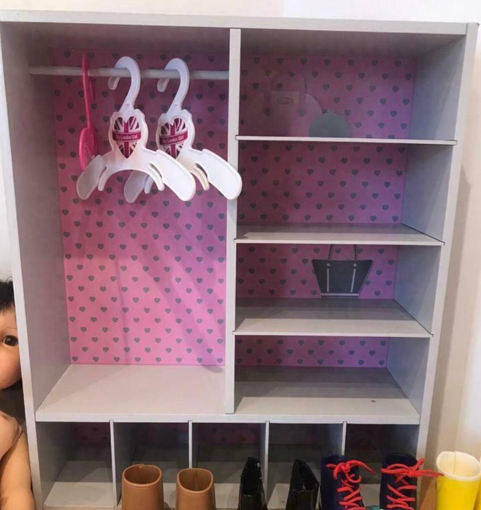 designafriend wardrobe